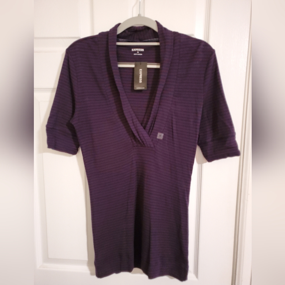 NWT! Express top - Size Medium